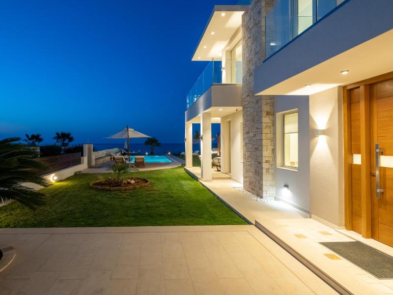 Hersonissos Beach Villa - Your Seafront Retreat by etouri - image 5