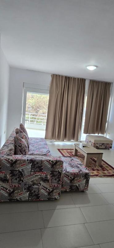 Two-Bedroom Apartment with Balcony and Sea View image 4
