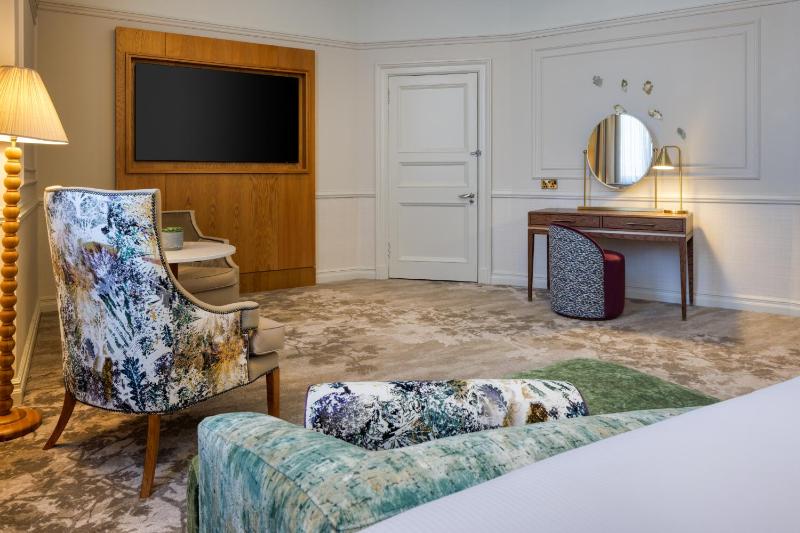 Family Connecting Rooms image 3