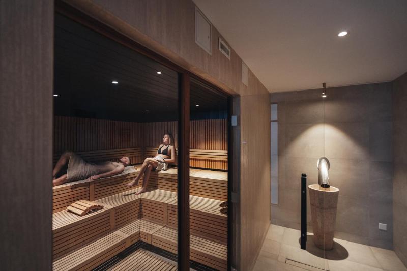 Zermatt Budget Rooms at Alpen Resort Spa & Dining - image 15