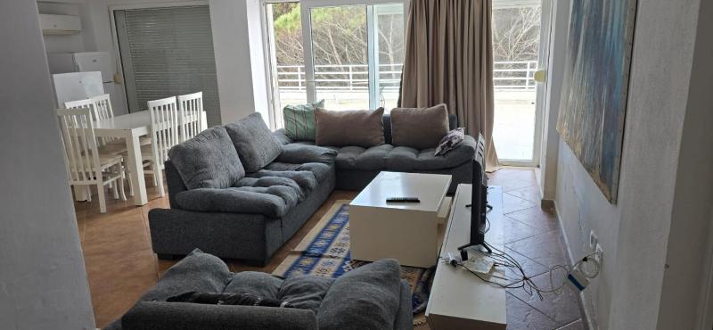 Three-Bedroom Premium Apartment with Balcony image 1