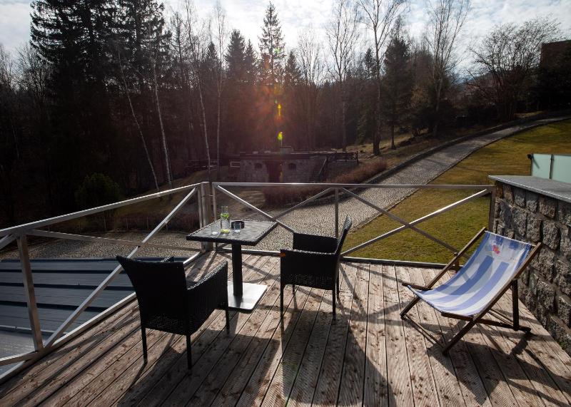 Studio Apartment image 4