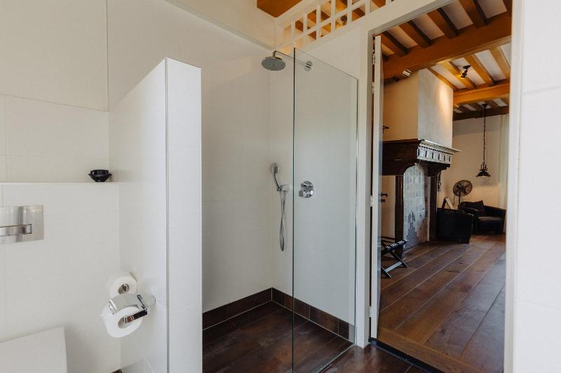 Deluxe Double Room with Balcony image 1