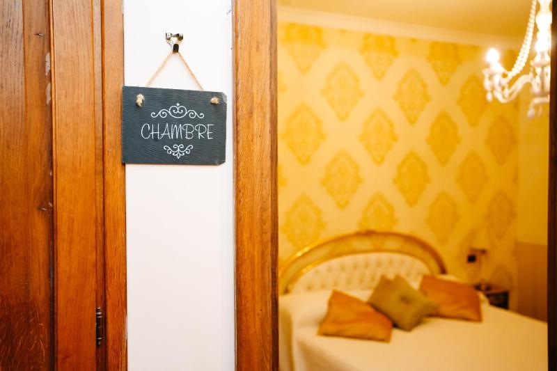 Junior Suite with Terrace image 3