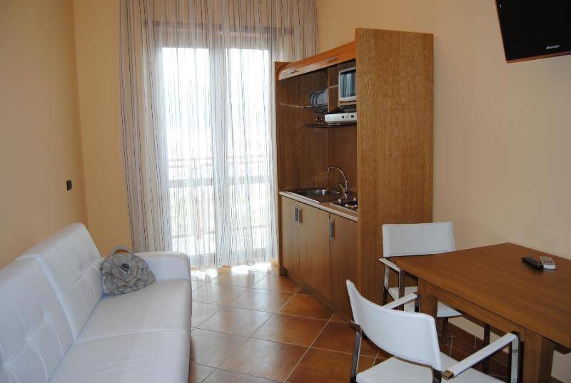 Apartment image 4