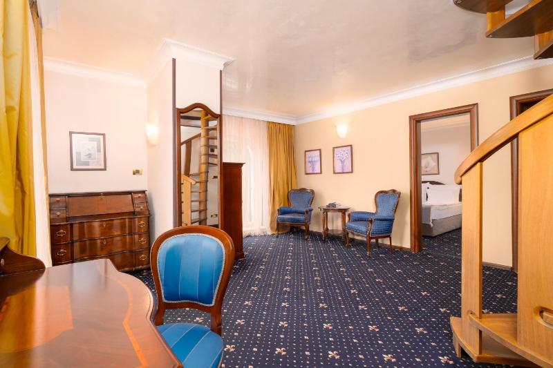 Maisonette image 2