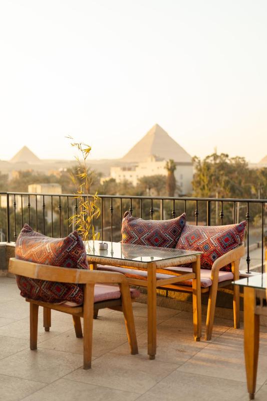 Almas Pyramids View Hotel - image 16