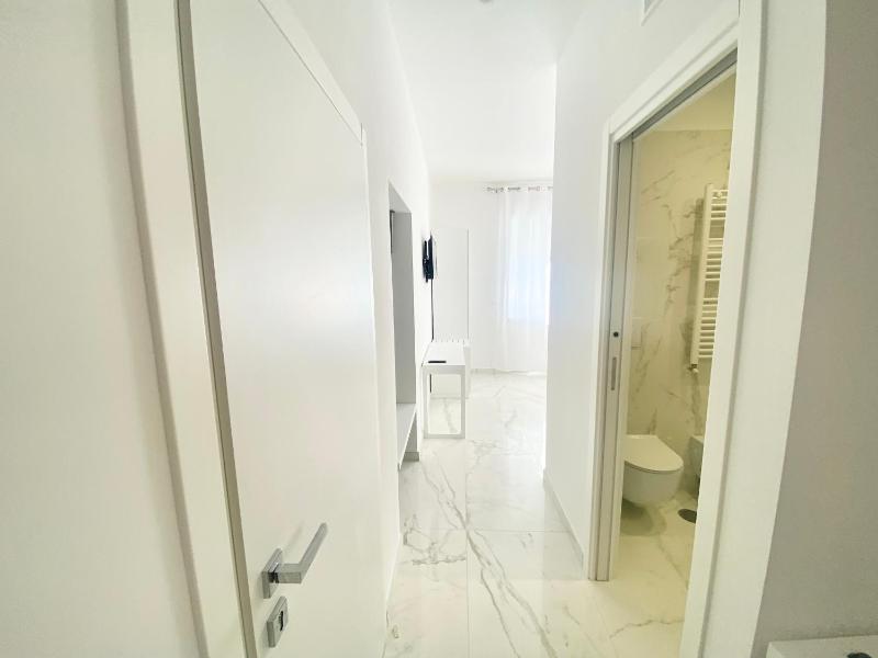 IL VIAGGIATORE RELAIS SUL MARE - image 11