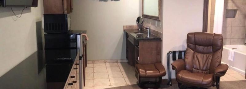 Standard Double Suite image 3