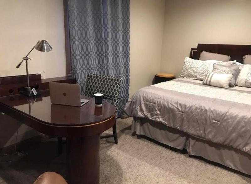 Double Room image 2