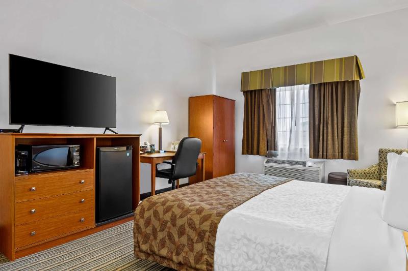 King Room - Non-Smoking image 3