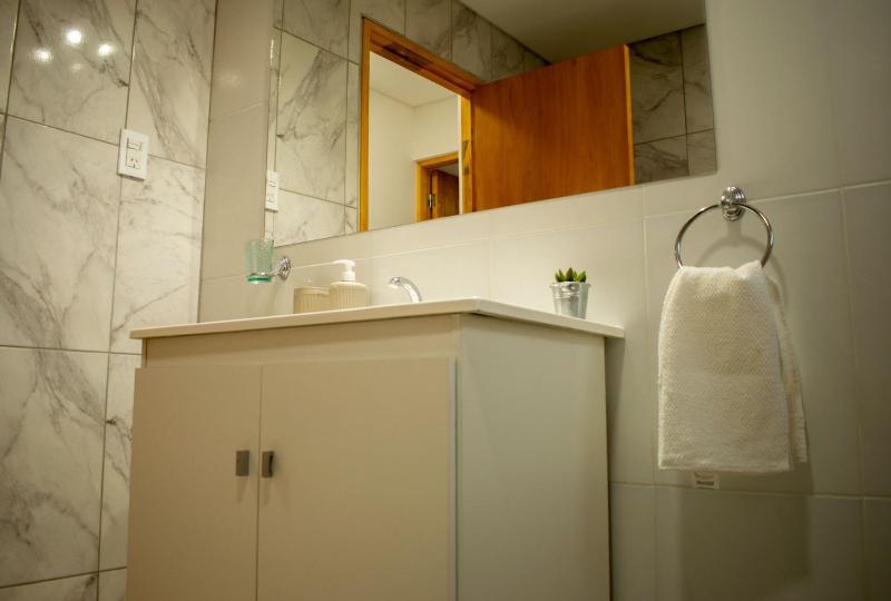 Complejo Zampa - Moderna casa con Pileta y Parque - image 8