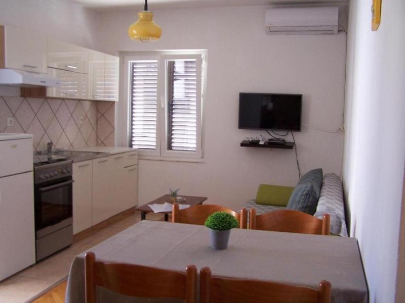 Apartments Maja - image 36