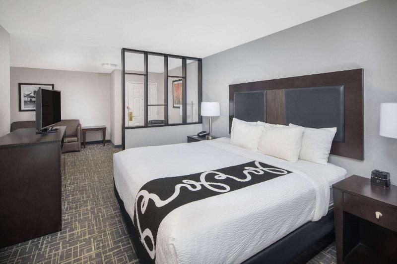 Executive King Room image 1
