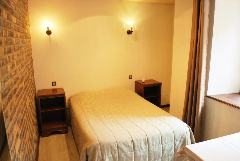 Double Room image 1