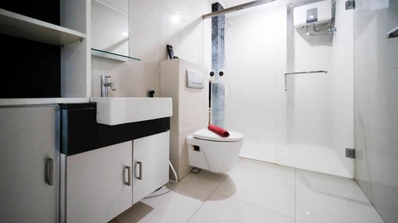 Stunning and Cozy 1BR at The Via and The Vue Apartment By Travelio - image 11