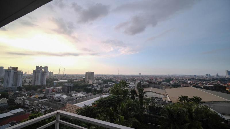 Stunning and Cozy 1BR at The Via and The Vue Apartment By Travelio - image 10