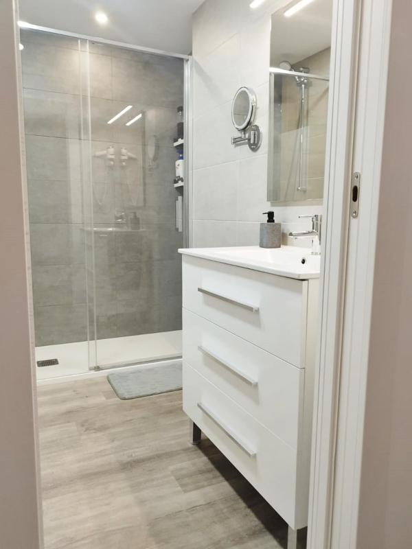 Apartamento céntrico con piscina Neptuno - image 3