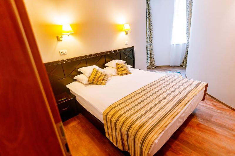 Best Lido Hotel - image 31