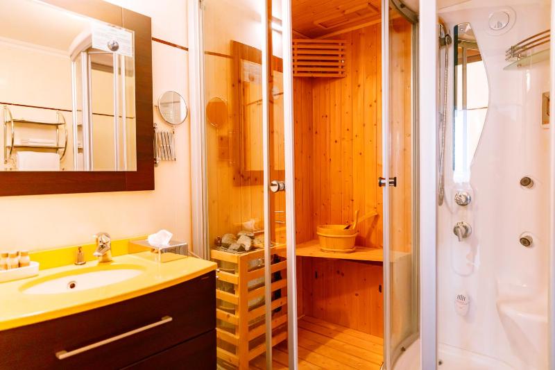 Best Lido Hotel - image 33