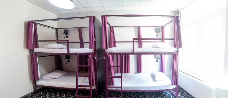 Quadruple Room Ensuite image 1