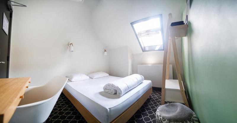 Double Room Ensuite image 4