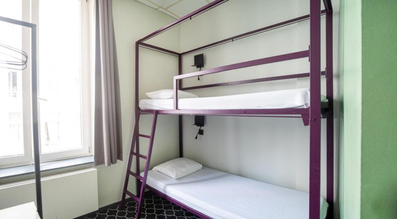 Triple (Bunk & Single) Room Ensuite image 1