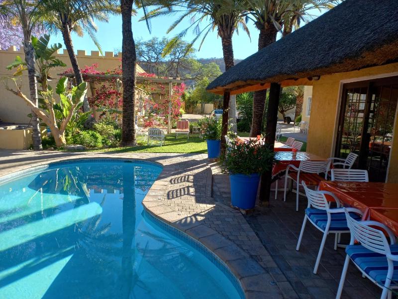 Capbon Guesthouse - image 4