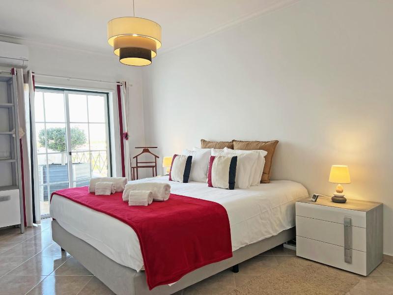 Chez Elena Tavira city & sea view By Junto ao Mar - image 25