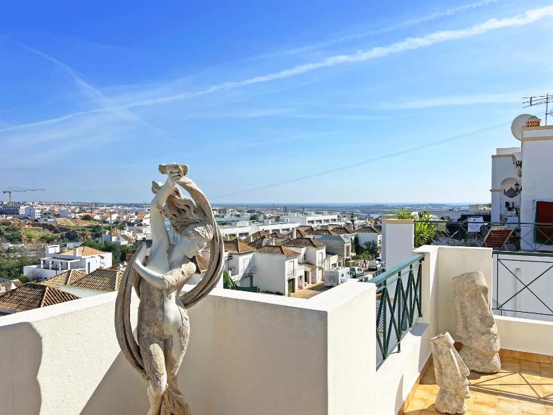 Chez Elena Tavira city & sea view By Junto ao Mar - image 39