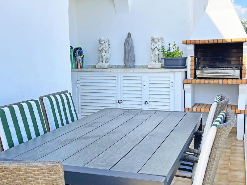 Chez Elena Tavira city & sea view By Junto ao Mar - image 4