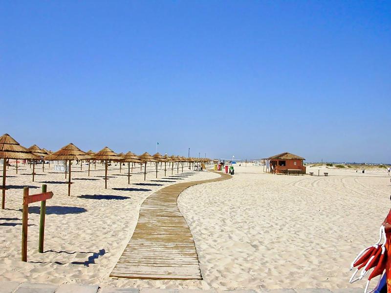 Chez Elena Tavira city & sea view By Junto ao Mar - image 3