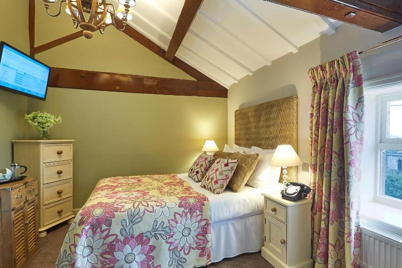Double Room with Private Bathroom image 3