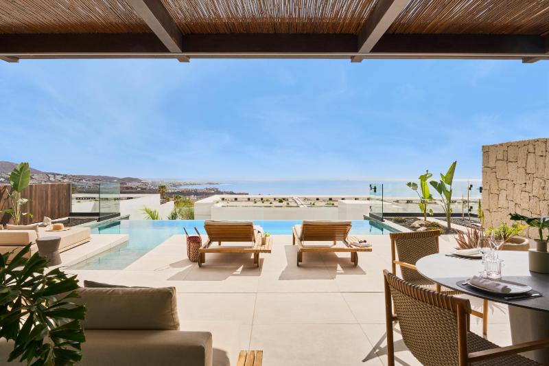 Royal Hideaway Corales Villas - image 16