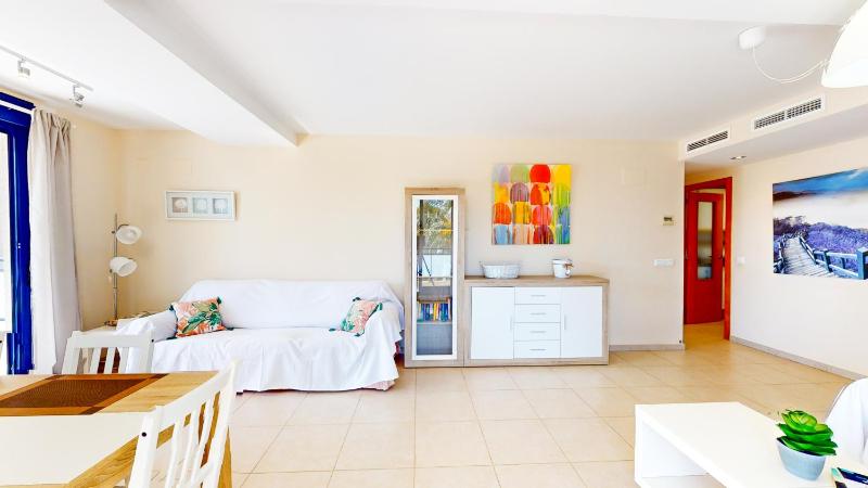 Apartamento Yuka en Dénia luminoso con terraza y piscina by Family Homes Rentals - image 16
