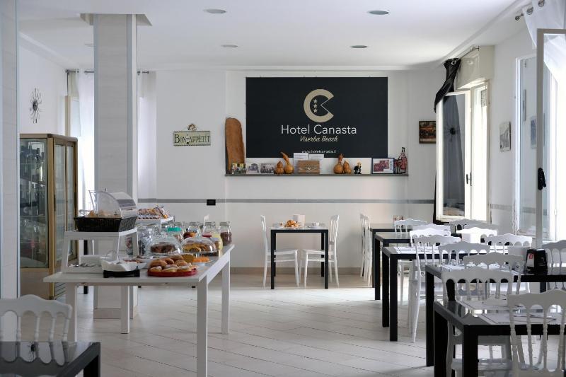 Hotel Canasta - image 26