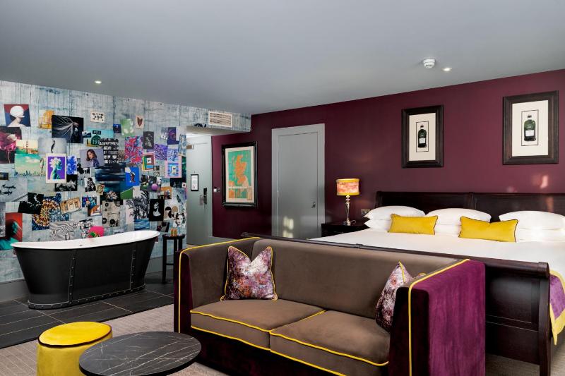 Junior Suite image 2
