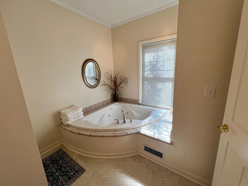 Three-Bedroom House image 2
