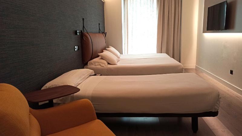 Double or Twin Room with Extra Bed (3 Adults) image 2