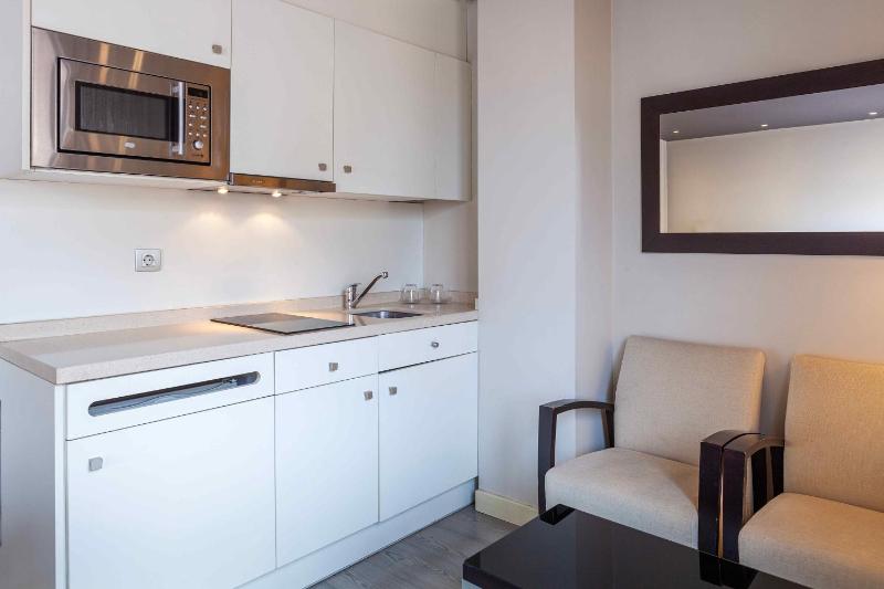 Junior Suite with Terrace image 4