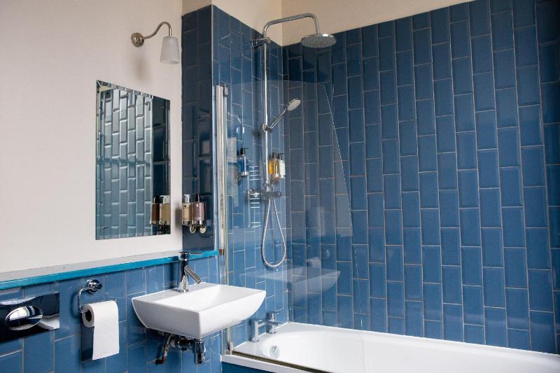 Superior Double Room image 2