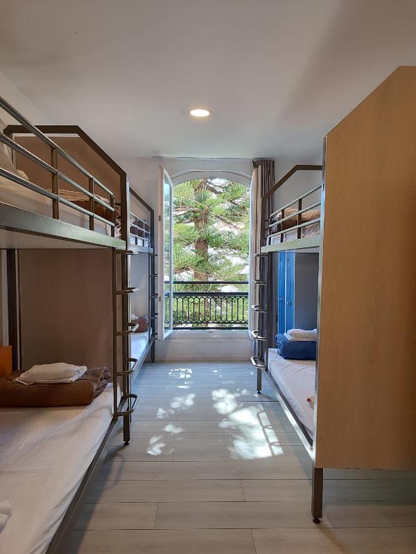 Bed in 6-Bed Female Dormitory Room with bathroom image 3