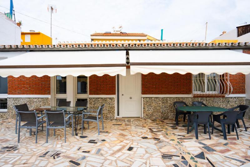 A&N Beachfront Terrace House on the Promenade - image 8