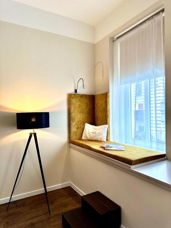 Large Double Room image 3