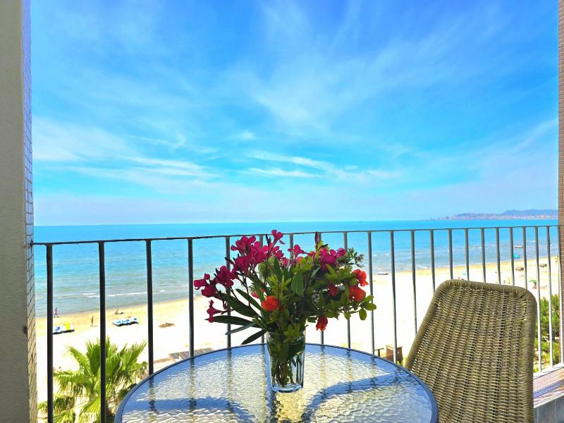 Sea Vista Apartment with Balcony 158 - image 1