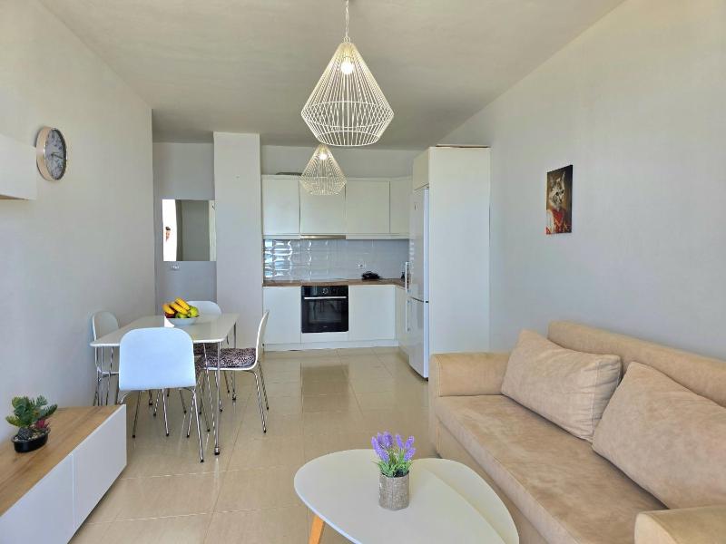 Sea Vista Apartment with Balcony 158 - image 11