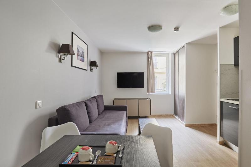 Comfort Suite (2-4 Adults) image 4