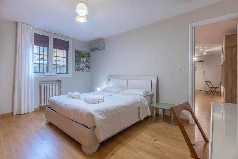 GuestHost - Nel cuore del Centro Storico Cozy Apartment - image 2
