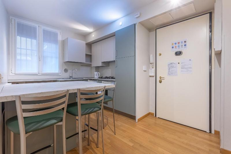 GuestHost - Nel cuore del Centro Storico Cozy Apartment - image 8