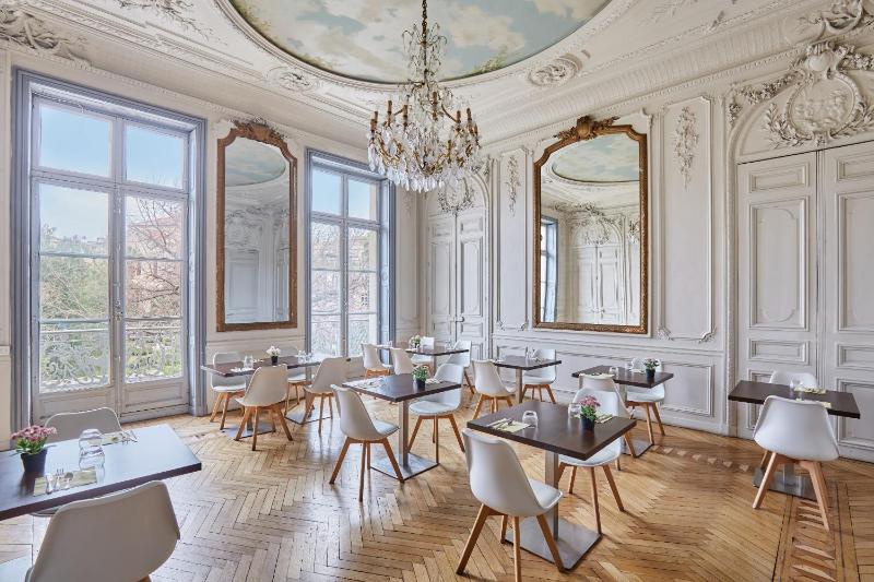 Appart'hôtel Odalys City - Montpellier Centre Gare Saint Roch - image 17